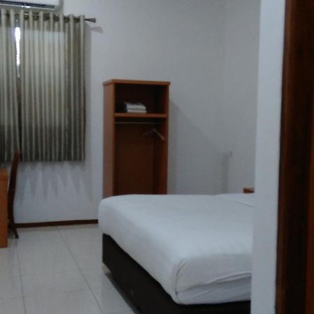 Aurora Hotel Siliwangi Cirebon Camera foto